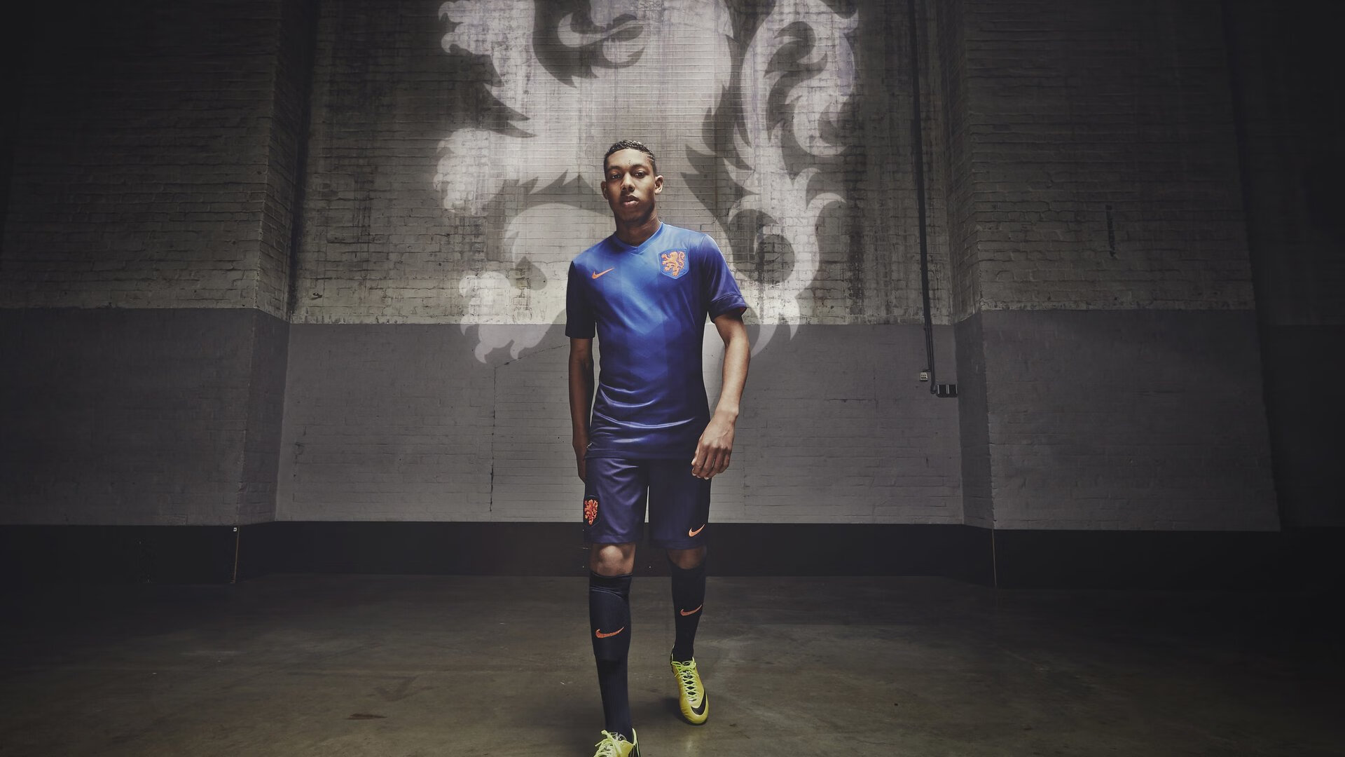 欧洲杯战术创新：变阵、奇兵引领潮流，欧洲杯战状